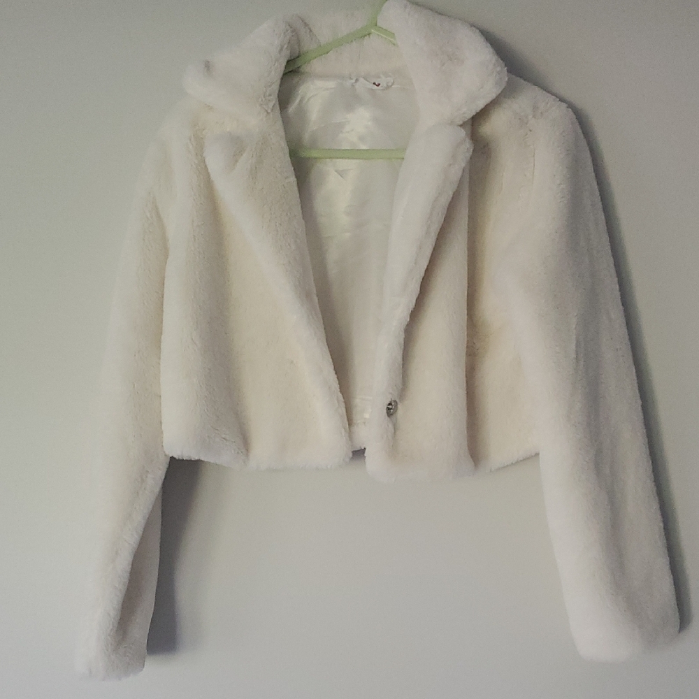 Knitworks Cream Teddy Cropped Puffer Coat